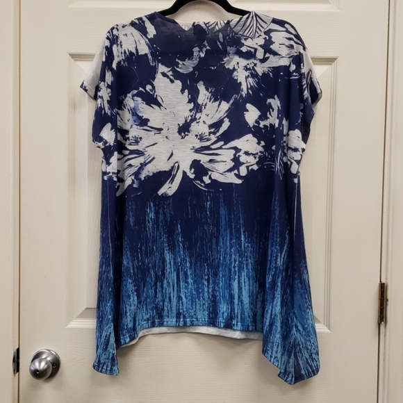 Chico's Floral Casual - Picture 5 of 6